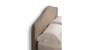 Ellery 7 testata letti ellery
